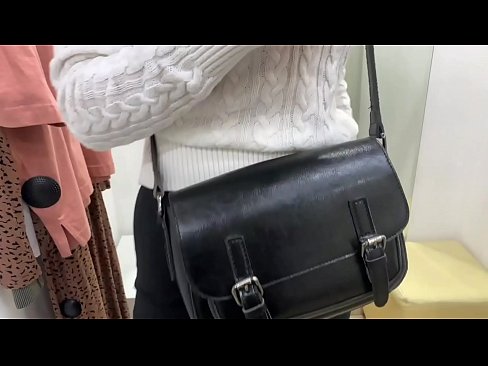 ❤️ Vieša jaunos kalės FeralBerry masturbacija su dildo aprangos kambaryje ❤️❌ Dulkinimo video prie lt.kenhdammy.top ️❤